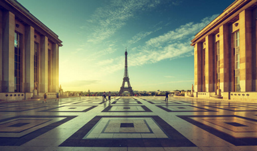 致敬抗擊疫情一線的英雄